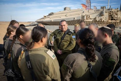 הרמטכ"ל בסיור בגבול מצרים: "אין הכלה - יש יוזמה"