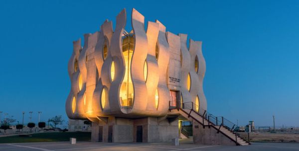 לקראת פרשת שמות: בית כנסת הסנה הבוער שמלווה את קציני צה"ל