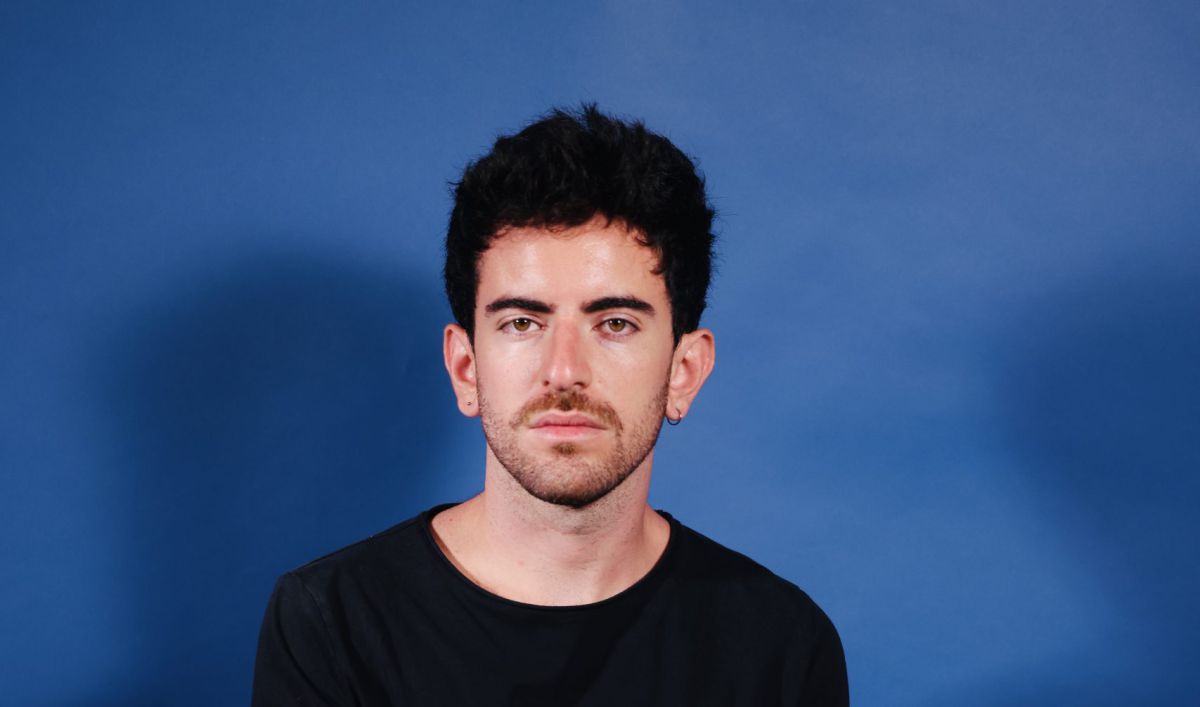 תכירו את דניאל יצחקי: הזמר הצעיר בסינגל חדש וייחודי