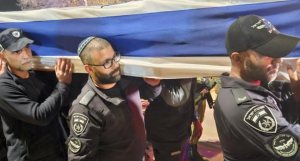 הדרמה בלב הרצועה: "חפרנו בידיים במשך שעות בקור המקפיא"