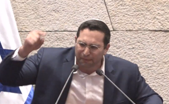 על סף בכי: השר יצחק וסרלאוף התפרק בכנסת. צפו