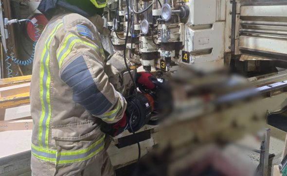 פועל בן 68 במפעל קיבוץ לביא נהרג בתאונת עבודה