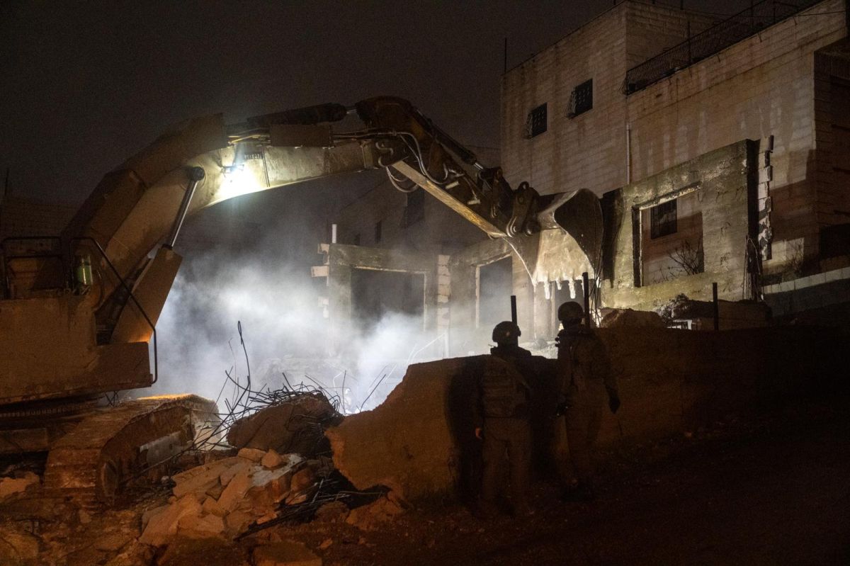 כוח צה"ל הרס את בית המחבל שרצח את אהרון כהן הי"ד בצומת הגוש