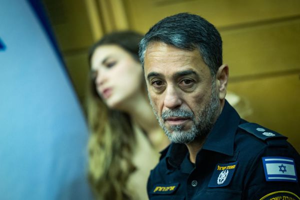 אחרי העימות: ח"כ טיבי הגיש תלונה במח"ש נגד דובר המשטרה