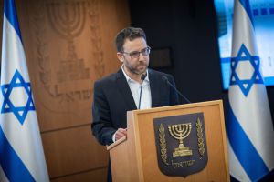 המדינה הכניסה 51 מיליארד שקל מסיגריות, רכבים ואלכוהול