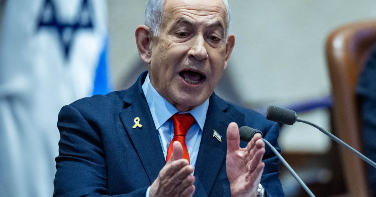 נתניהו זועם במשפט: 