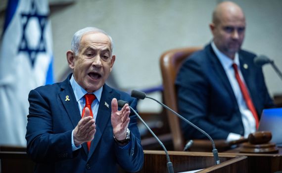 האם נתניהו עושה פאמפ אנד דאמפ לחוק הגיוס? פרשנות