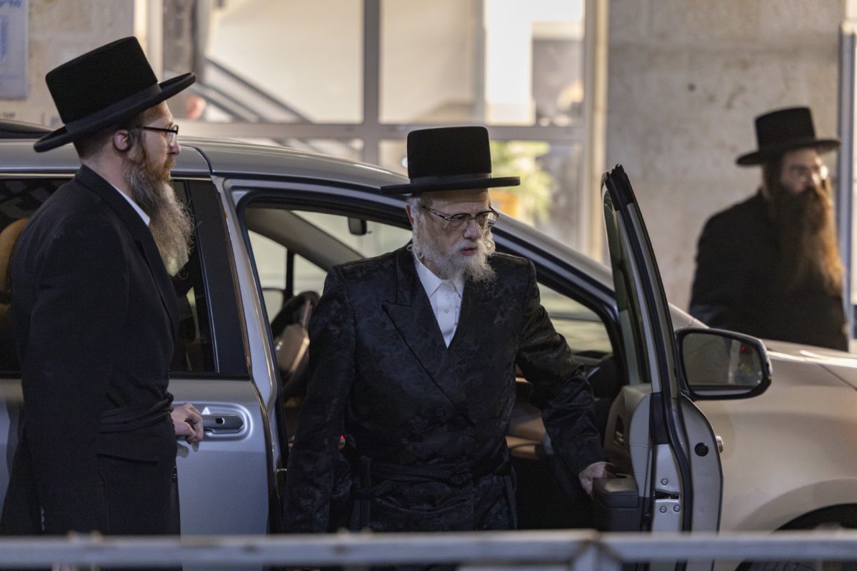 האדמו"רים התכנסו לדון על חוק הגיוס ולא החליטו