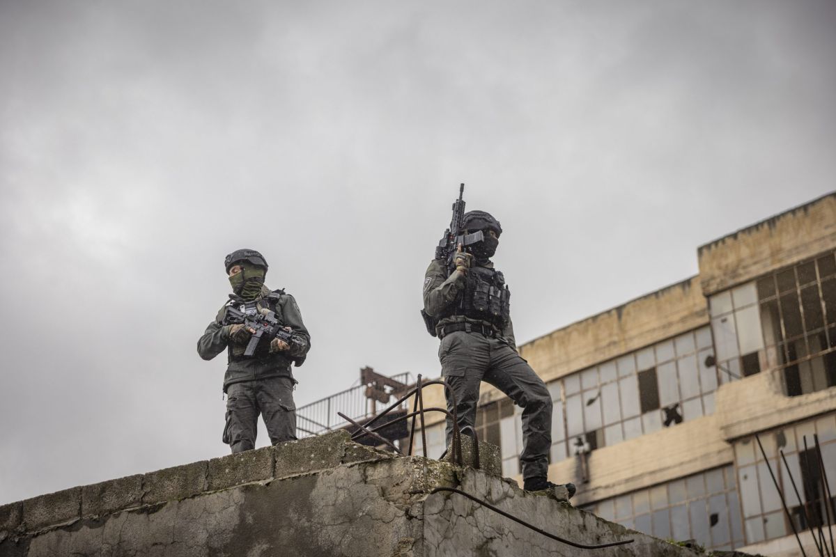 כמו בסצנה מ"פאודה": מסתערבי מג"ב עצרו מחבל שתכנן פיגוע | צפו