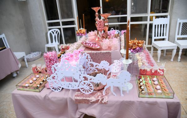 חוגגים אירוע בקרוב? כך תארגנו חוויה מדויקת מההפקה ועד הקינוח