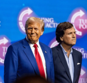 מסר מטראפ לנתניהו? המשפיען האנטישמי התארח בבית הלבן