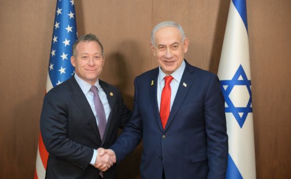 חיזוק ליחסים: ראש הממשלה נפגש עם חבר הקונגרס הדמוקרטי