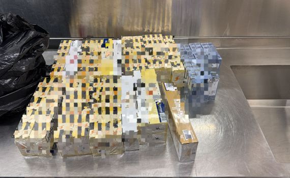 נתב"ג: תושב רמלה נעצר לאחר שניסה להבריח שקית חשודה