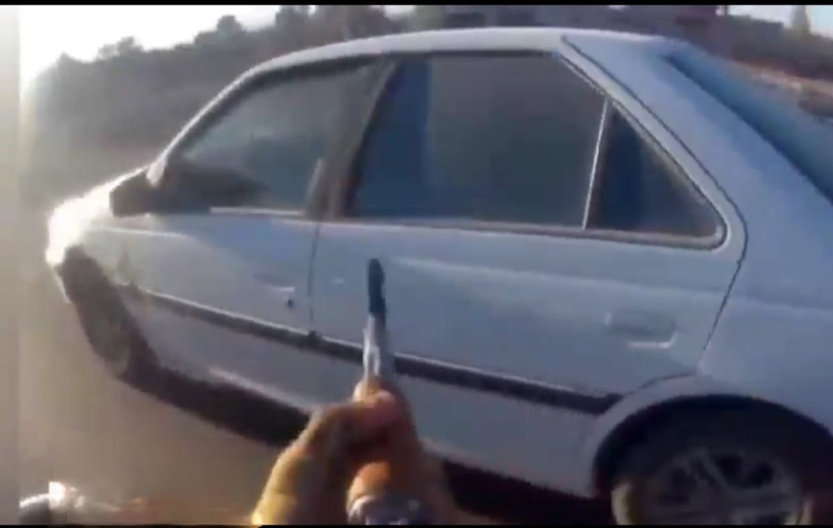 חסר תקדים: מפגינים באיראן התנקשו בבכירי משטר לאור יום