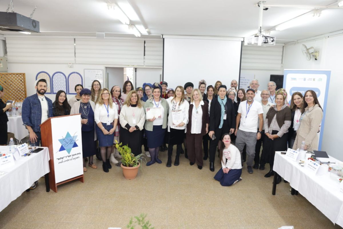 בית הספר שלום בפתח תקווה זכה בפרס החינוך המחוזי