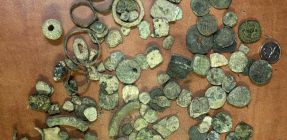 סיכול במעבר הבקעה: עשרות מטבעות עתיקים נתפסו בתוך קופסת טבק
