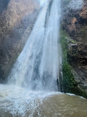 שלג כבד בחרמון; זרימות אדירות בנחלים. צפו בתיעוד