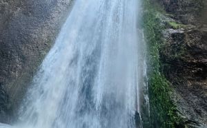 שלג כבד בחרמון; זרימות אדירות בנחלים. צפו בתיעוד