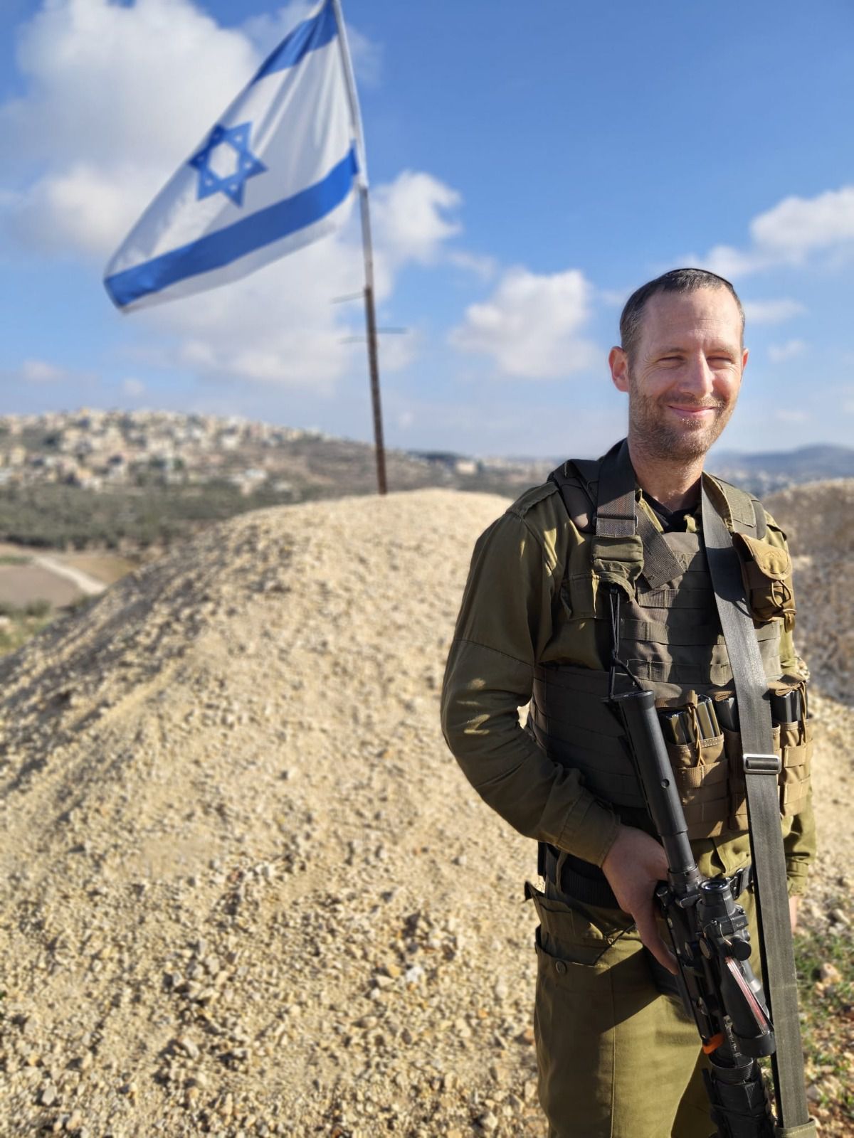 הותר לפרסום: רס"מ עשהאל באב"ד נפל בקרב