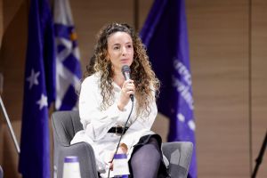 סילמן מסרבת לחזור בה: השוותה את אחים לנשק לארגון טרור