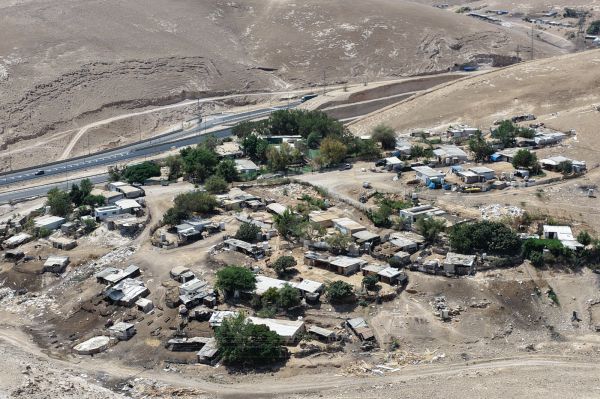 ביהמ"ש דחה את העתירה נגד חאן אל אח'מר: "לא מתערבים לממשלה"