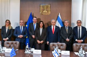 חיזוק מדיני: ראש הממשלה נפגש עם משלחת ידידי ישראל