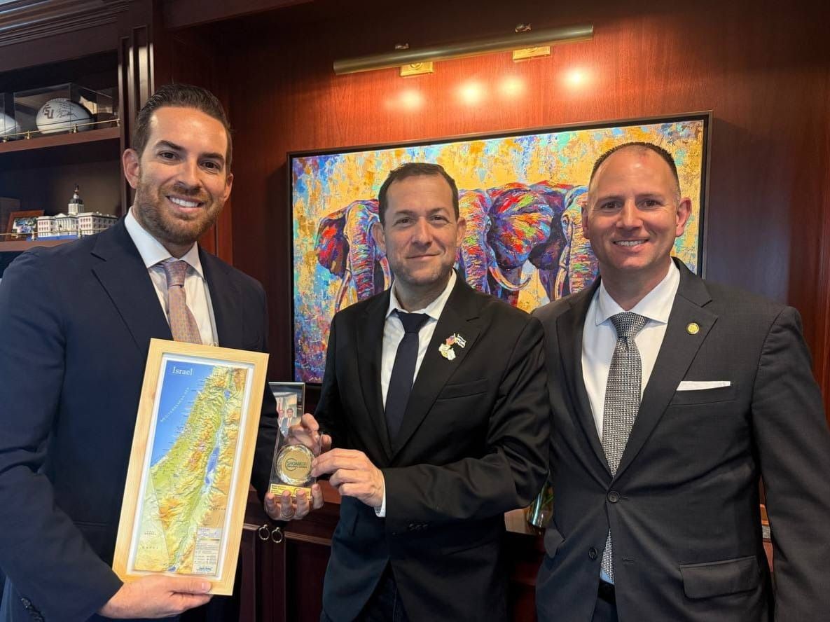 חוק יו"ש עבר בוועדות בית הנבחרים בפלורידה בתמיכה דו מפלגתית