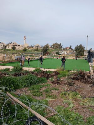 בניגוד לחוק: נחשפה בנייה של מגרש כדורגל פלסטיני