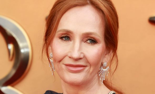 ג'יי קיי רולינג: "בעד זכויות אדם? תלחמו למען איראן"