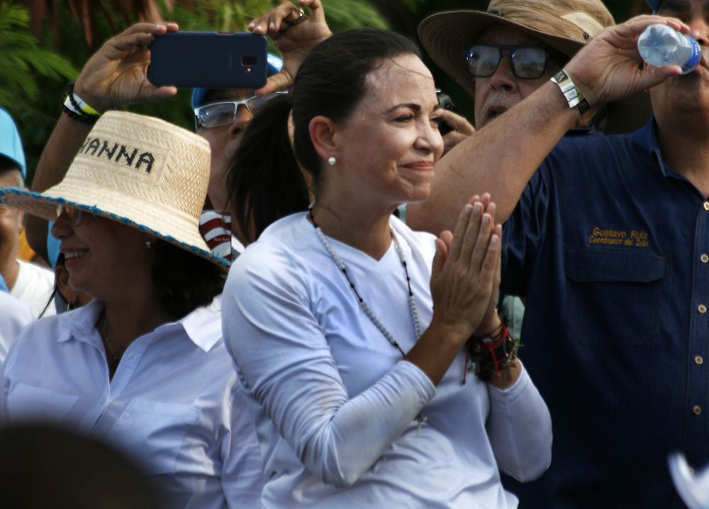 מנהיגת האופוזיציה בוונצואלה נתנה לטראמפ את פרס הנובל שלה