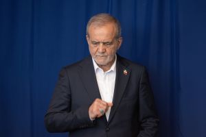 נשיא איראן תוקף: "ארה"ב וישראל מנחות את הפורעים"