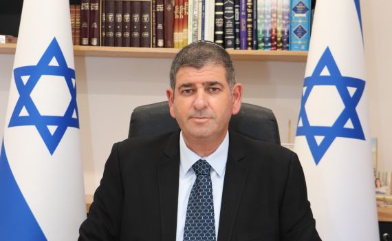 "חזירים ונבלות"? החרפה היא כולה שלך, מר בלוי /תגובה