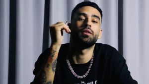 כוכב האח הגדול חושף: "אני מסתובב כמו מת מהלך"