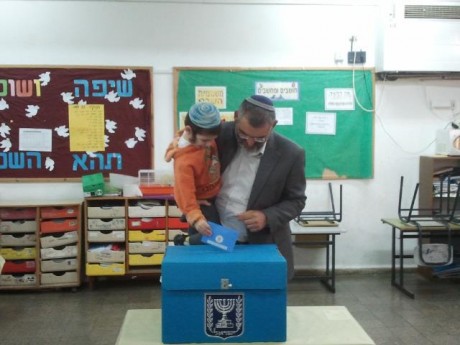 149312_10151286278357615_1109762269_n