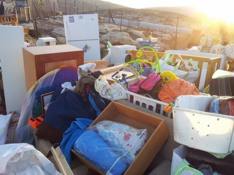 1395992_553517064732315_1283785992_n (Small)