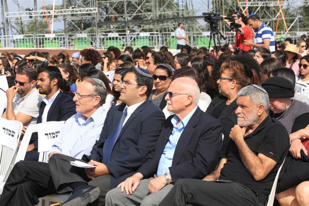 IMG_2302 (2) (Medium)