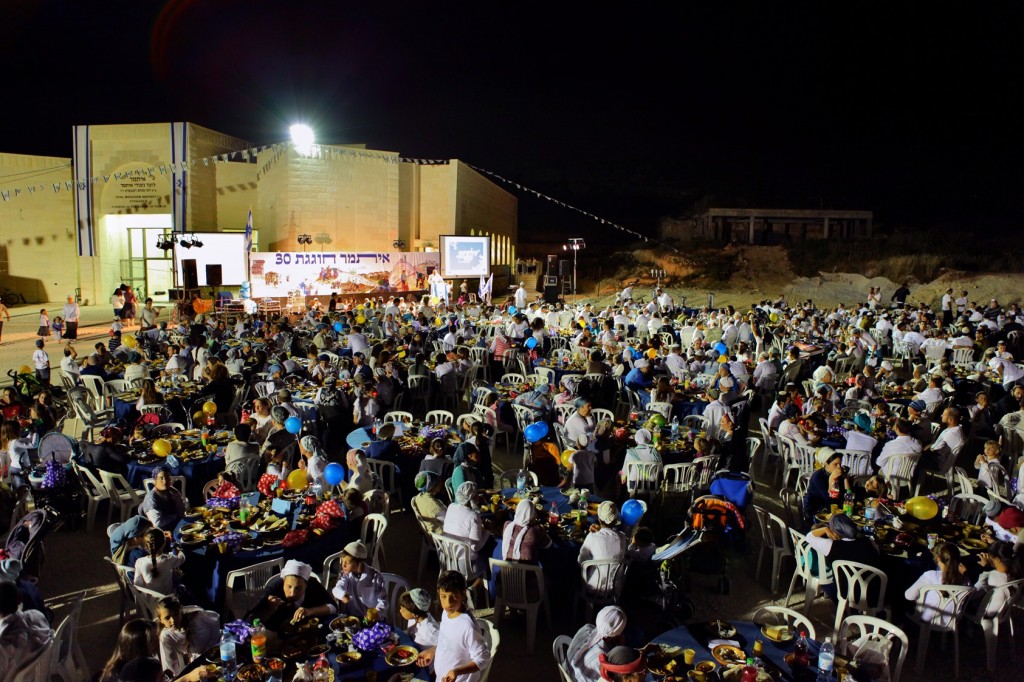 ההמונים באירוע 30 שנה לאיתמר1