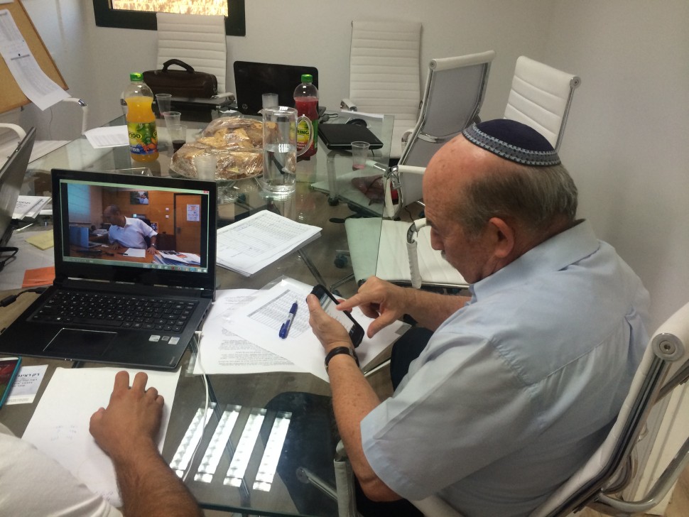 מרתון טלפונים 3