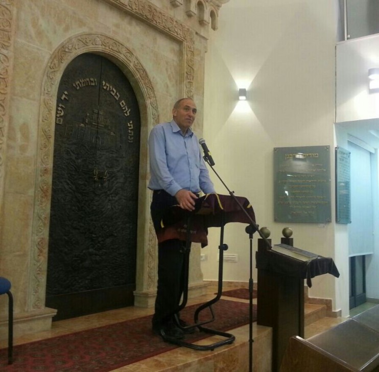 מוטי יוגב יחץ