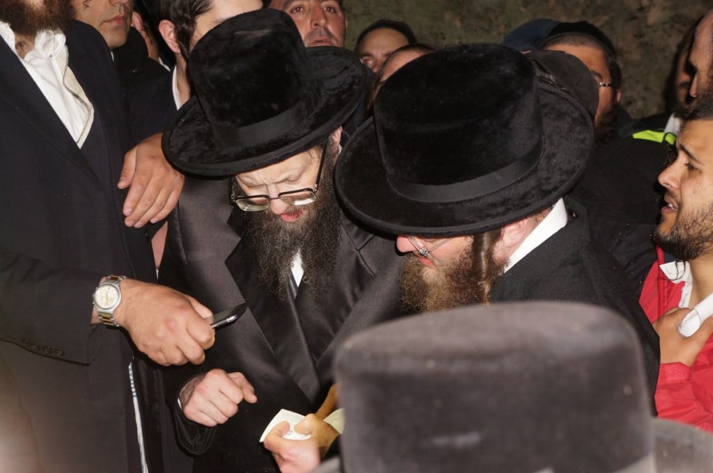 _____ ___ _____ ____ (120)