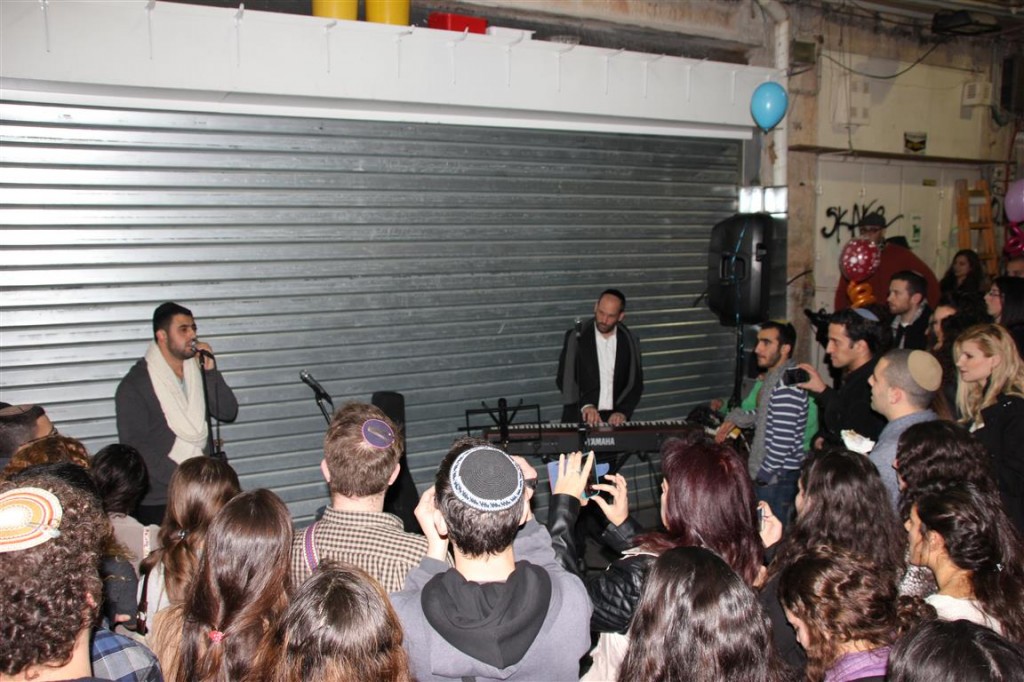 יונתן וישי (Medium)