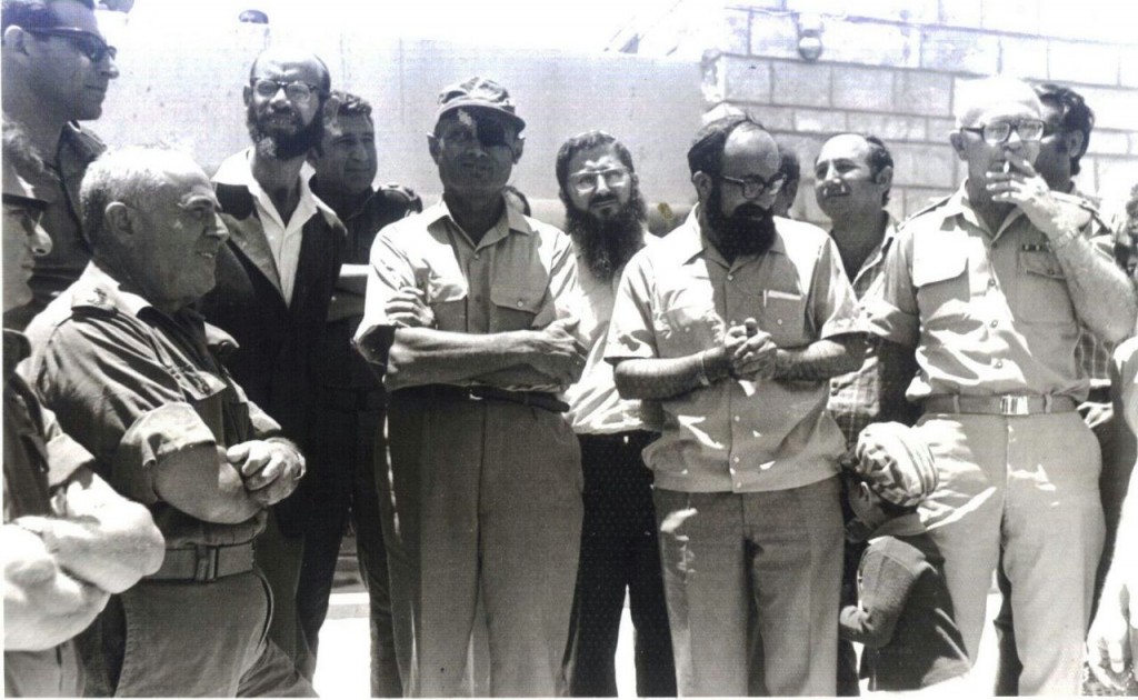 AuzSq2_jztXD-IWYNgx8hD4wjZZ1wqs59bO_iw3QE2Zw