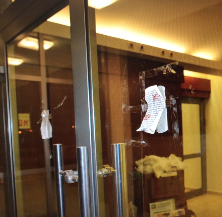 AiGvKdsYt3baIS8UORwCDdNWE0OAax7v9ClG3E1qU6IV