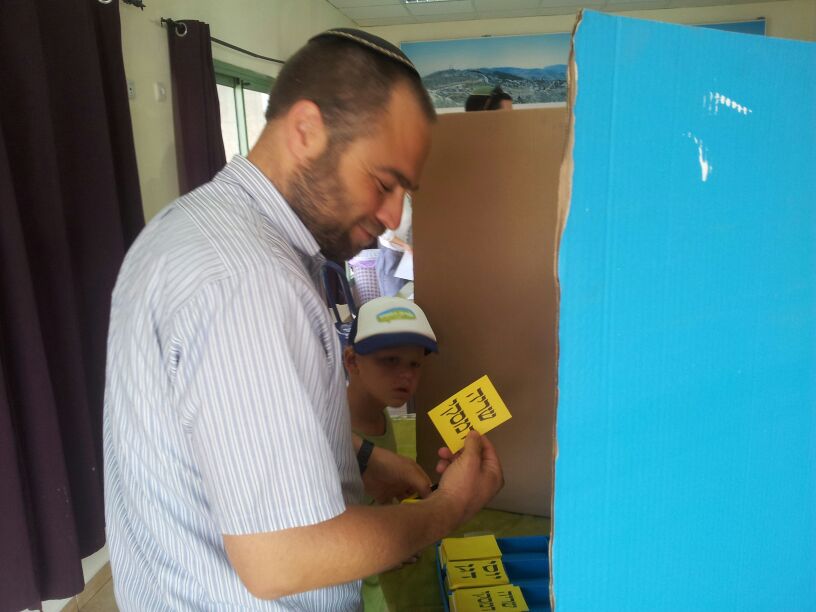 AgPW0R_NmBpaHXEskkxSX8iW-htOyHApLREozvs50VY5