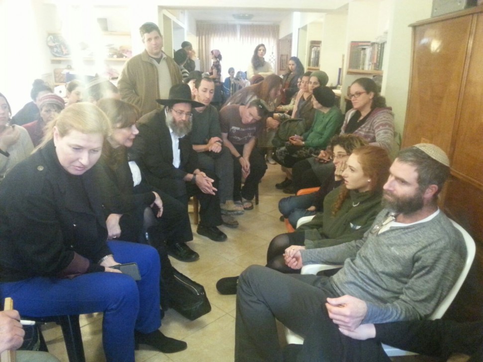 ArSCw4YTY8aDCTc7gaLI6NGYFG_qowICcKye5JkS6LY-