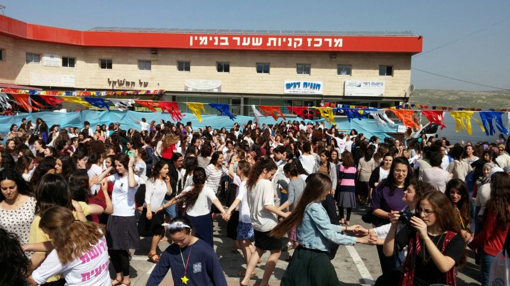 AmJpJ_cp6ND62v8l7nJgNmGNZDrvmF3YGkk5E_5q4IGm