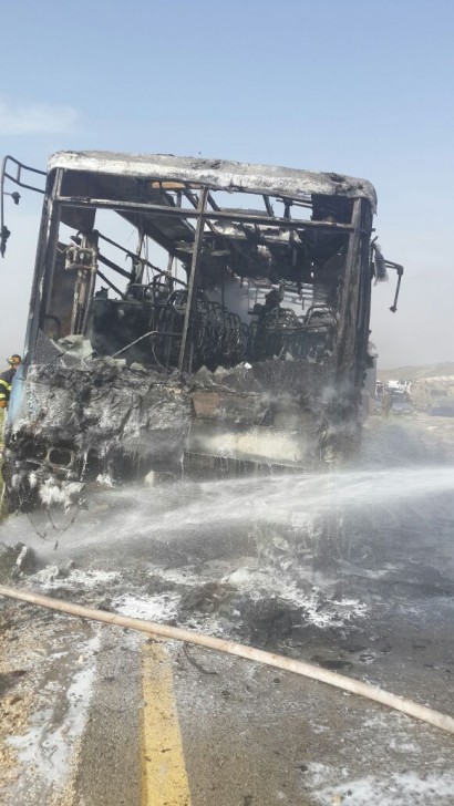 AuEmbXIorhZ_cftO6cpLDHEhLw1bVyx20yjPfown1yn5