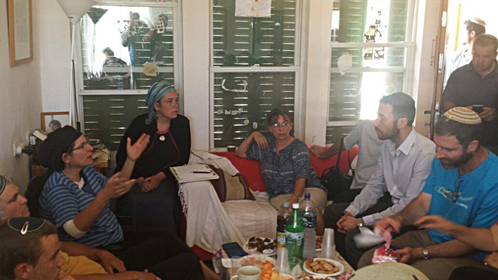 WhatsApp-Image-20160701 (3)