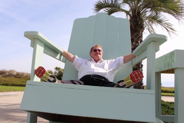 מקווה שגם אתם עדין יושבים לאחר כל השקרים (צילום: איזי טננבום)