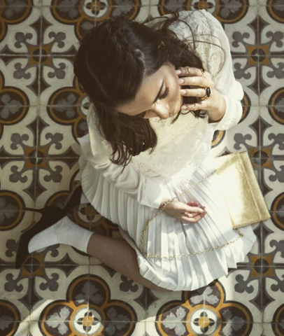 מתוך הפקת האופנה של אביה (צילום מסך מתוך האינסטגרם)